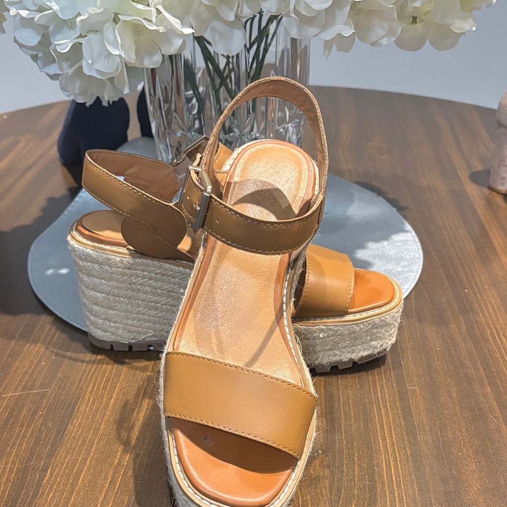 Crown Vintage Espadrille Wedge Sandals Size 7